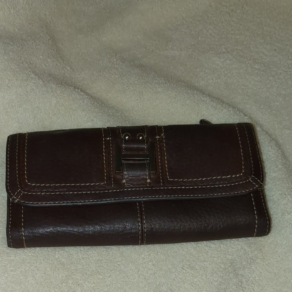 Fossil Chocolate Brown Leather Key & Card Holder